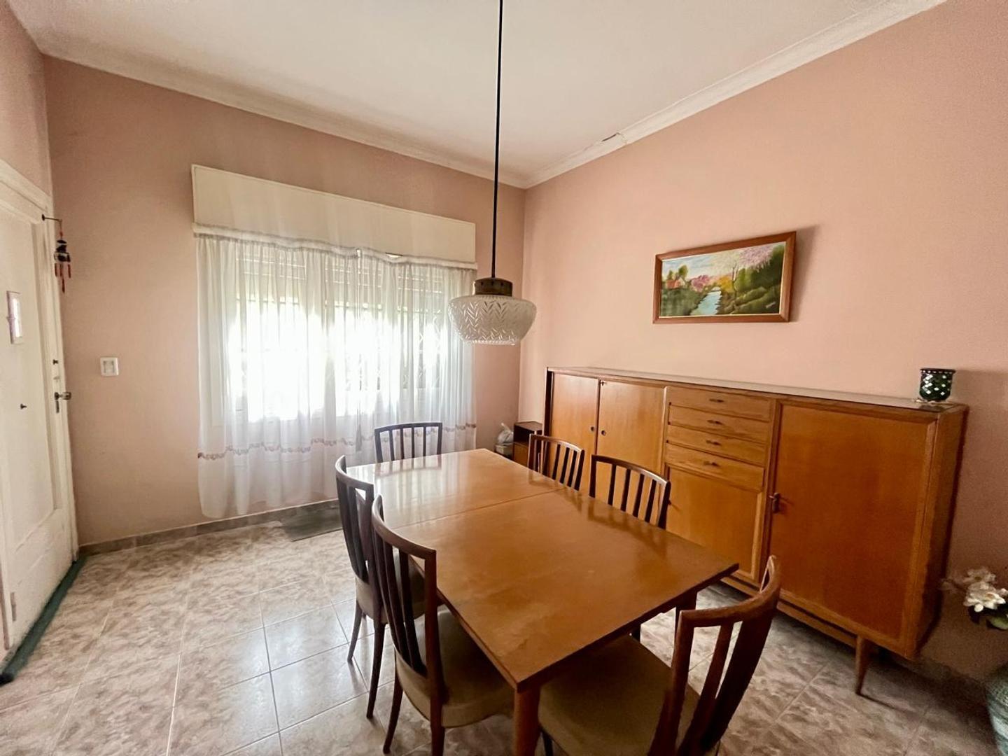 Casa en Venta en Castelar Norte, USD 200.000