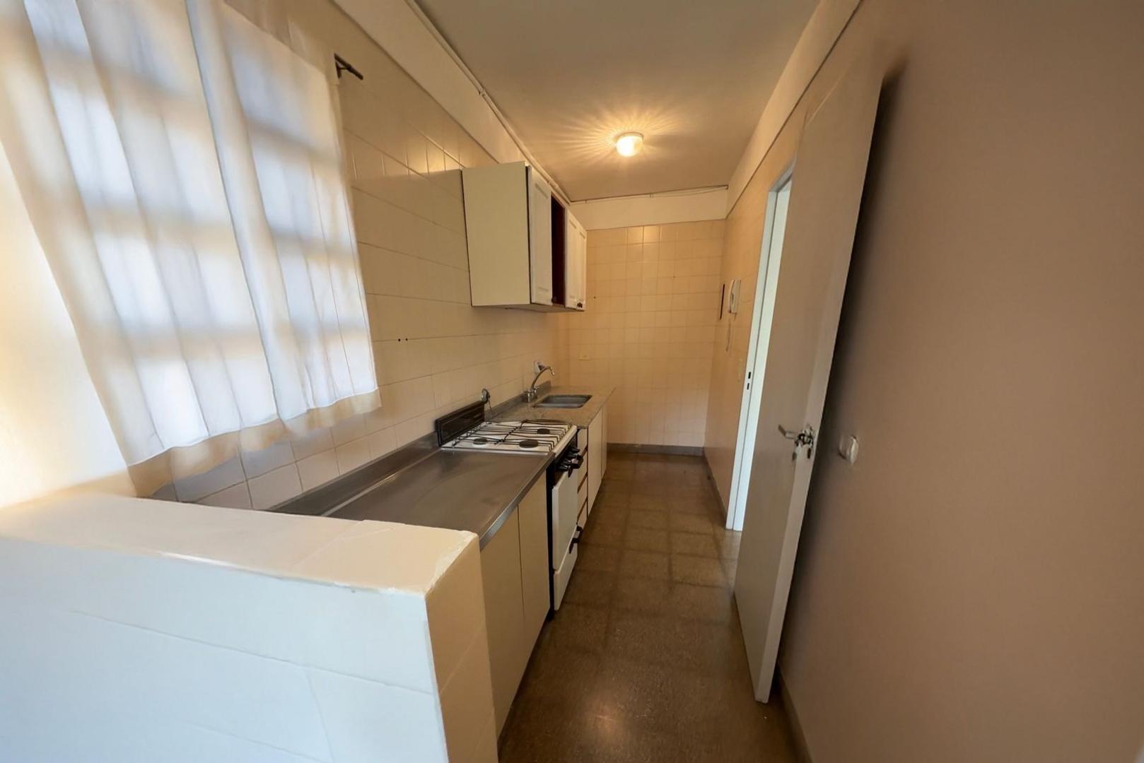 Departamento en Alquiler en Campana, $ 650.000