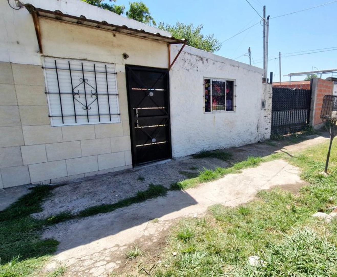 Edmundo Damicis 7590 , Piso 0