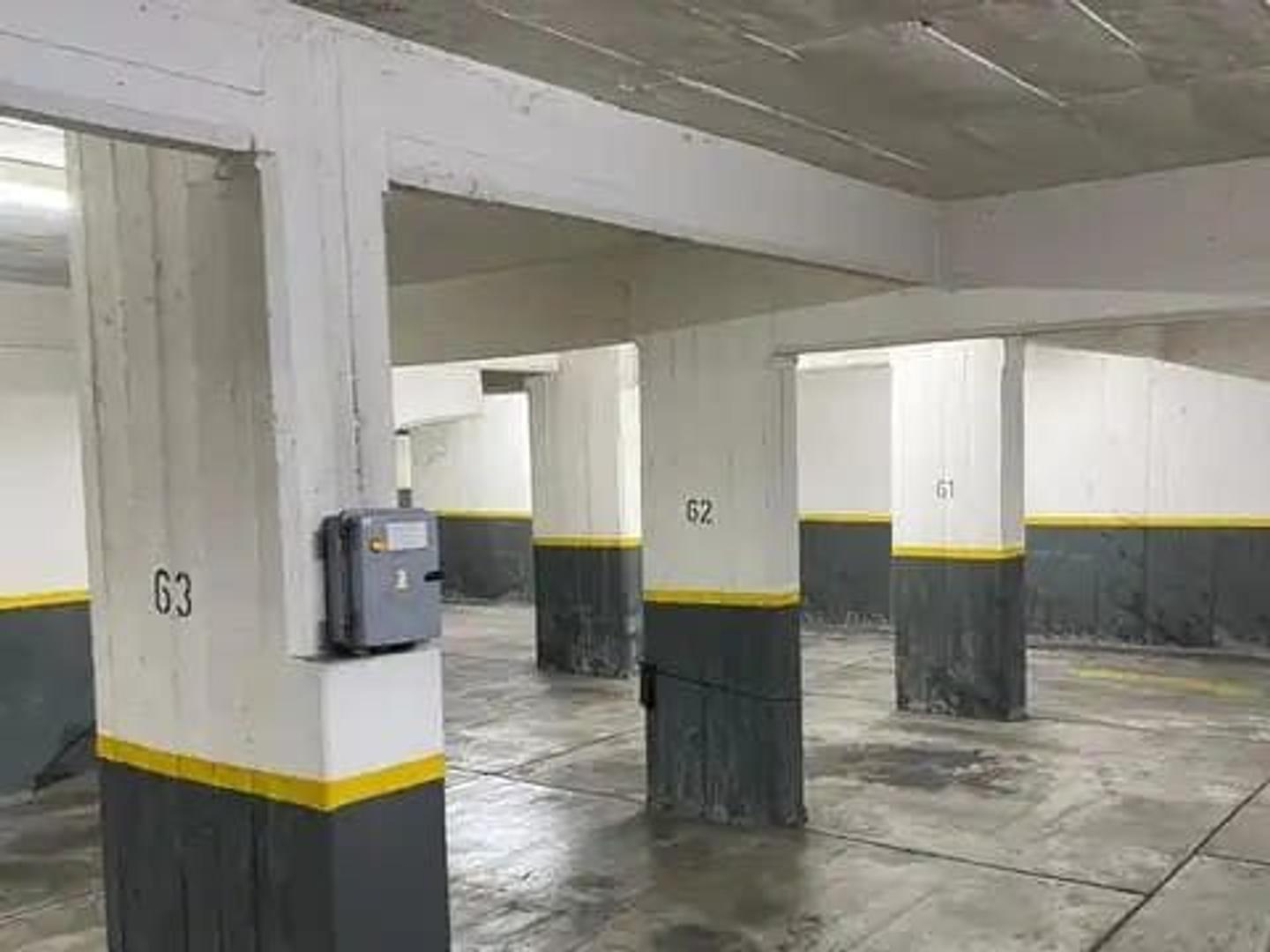 Cochera - Venta - Argentina, La Matanza - Alberdi 245