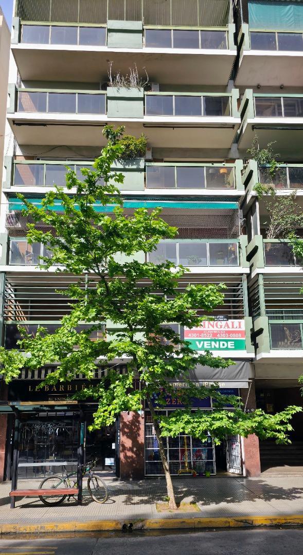 DEPARTAMENTO DE 4 AMB.DEPENDENCIA-FTE.BALC-2 COCHERAS-PATIO