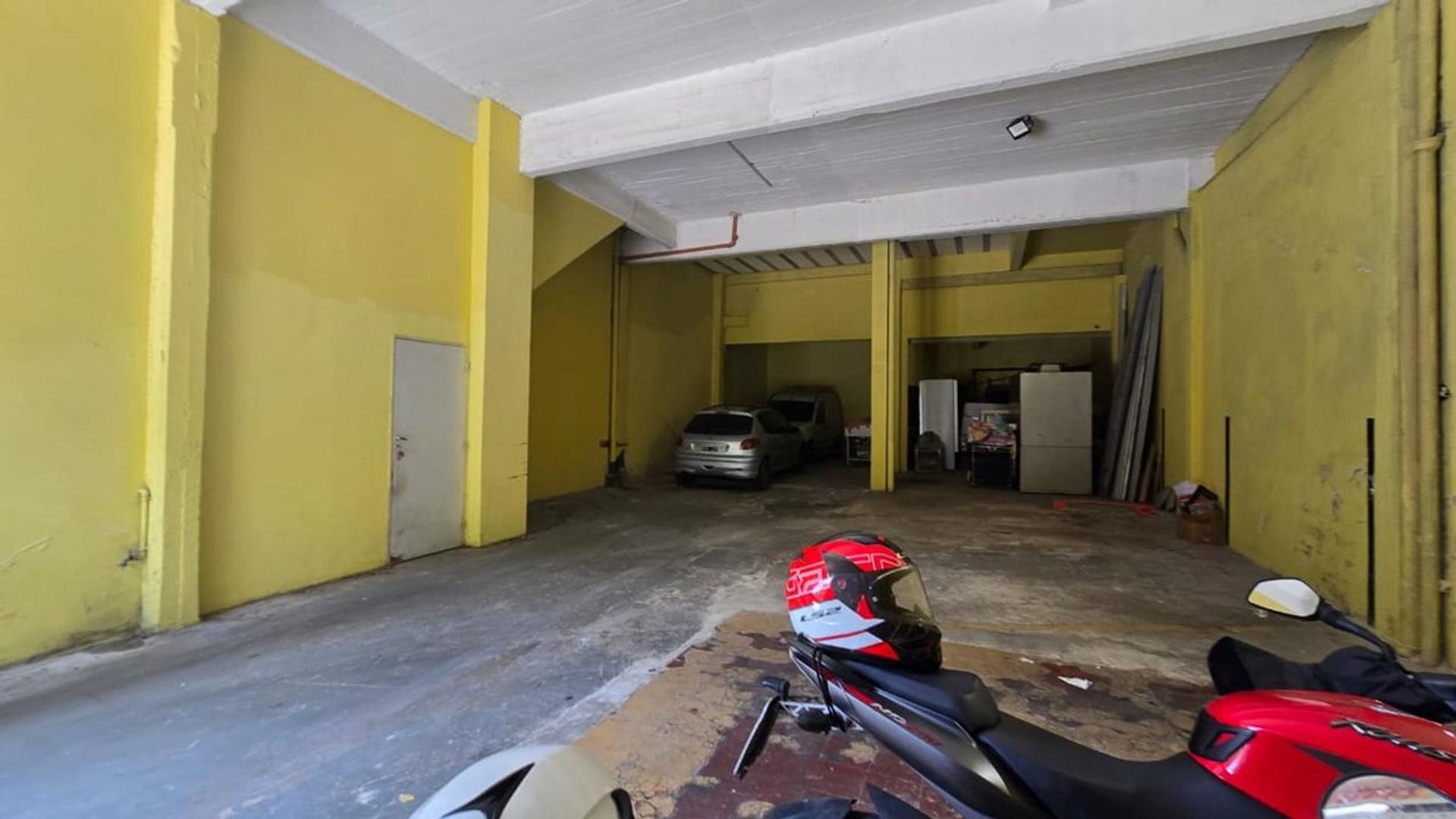 DEPOSITO, COCHERAS o GALPON en VENTA en GERLI