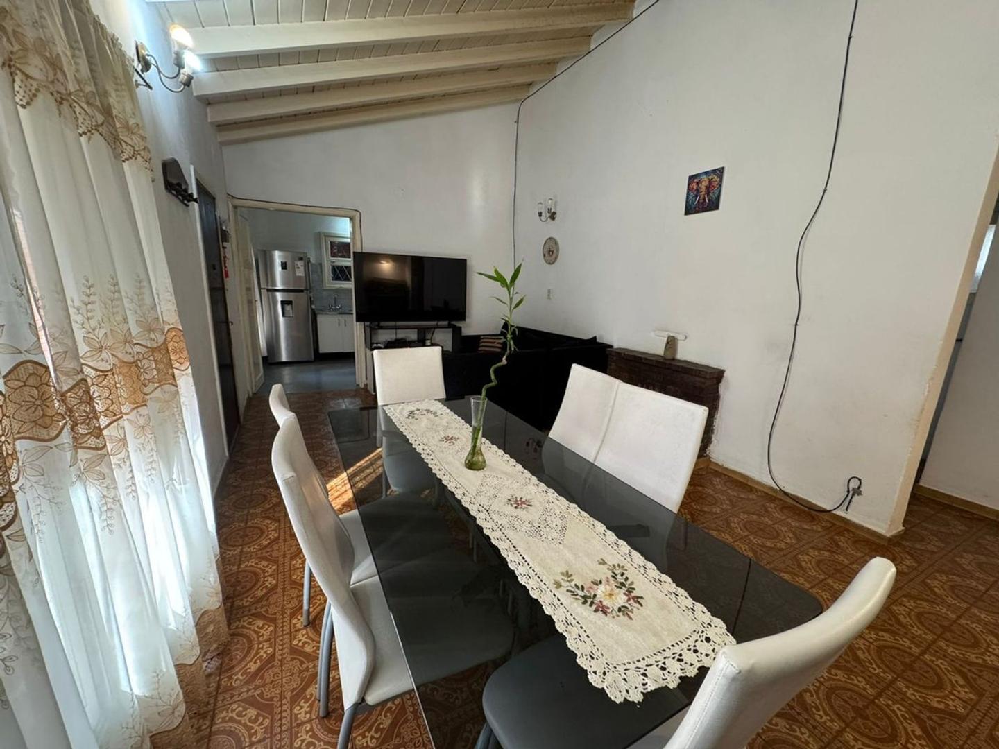 Casa 3 ambientes con 1 baño