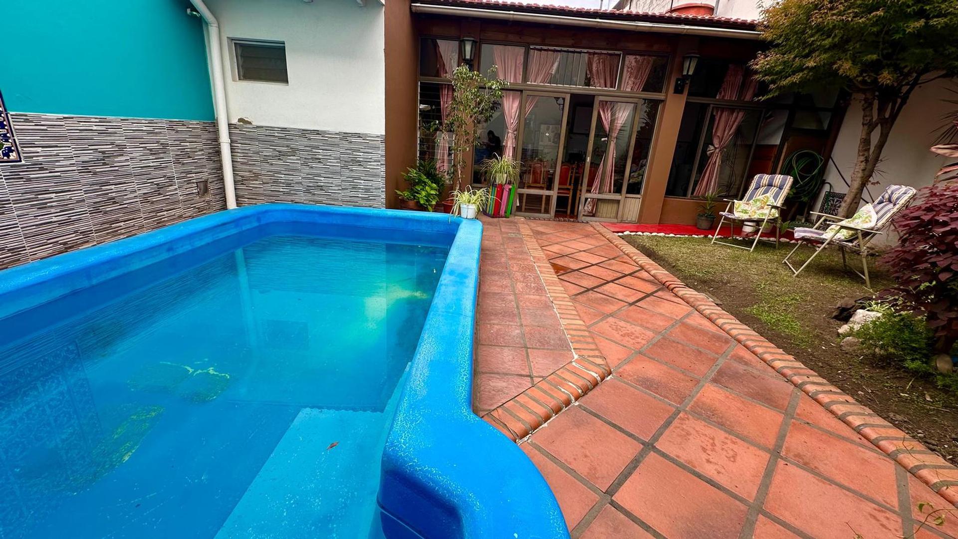 VENTA  Casa Multifamiliar - Dos unidades independientes