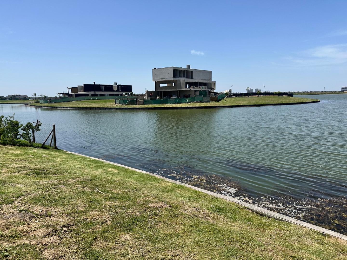 Lote en Venta  Los Puentes Nordelta