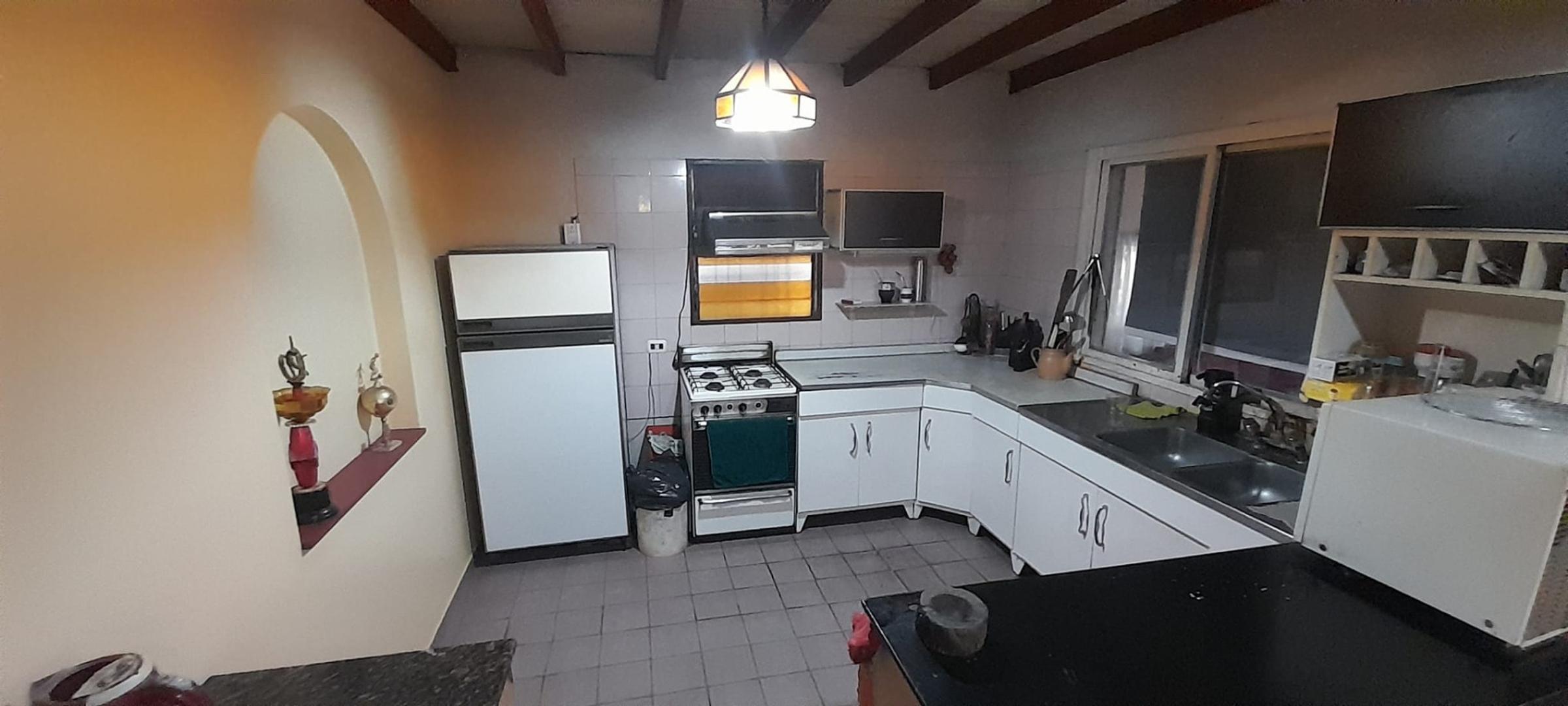 EN VENTA HERMOSA PROPIEDAD  PERMUTA CASA EN POSADAS
