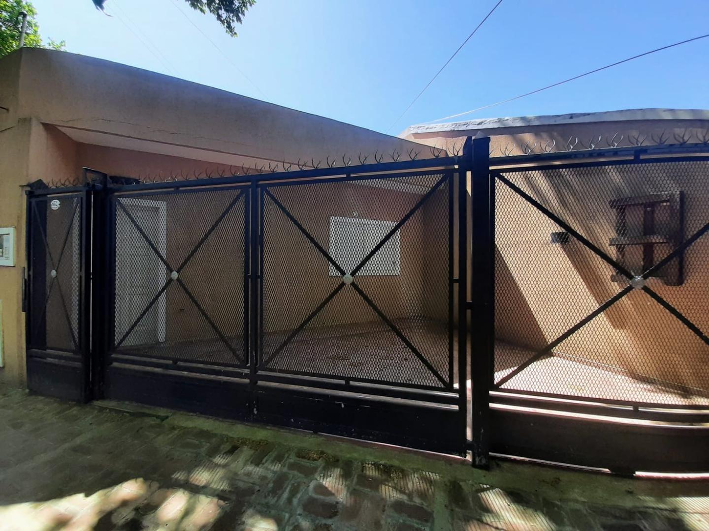 Lamadrid 652 , Piso PB