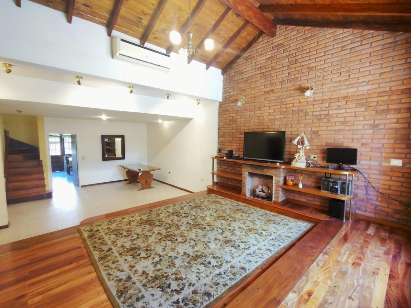 Casa en Venta de 4 dormitorios