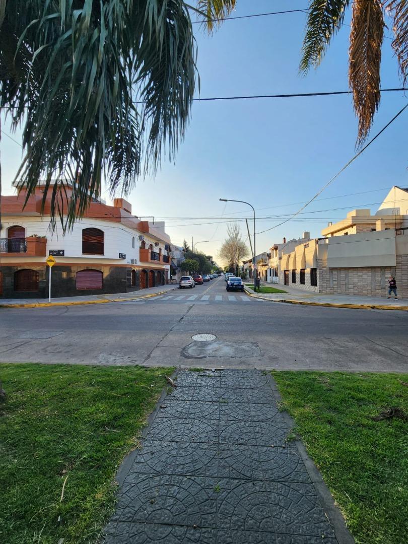 Casa Venta barrio Naon Mataderos, permuto