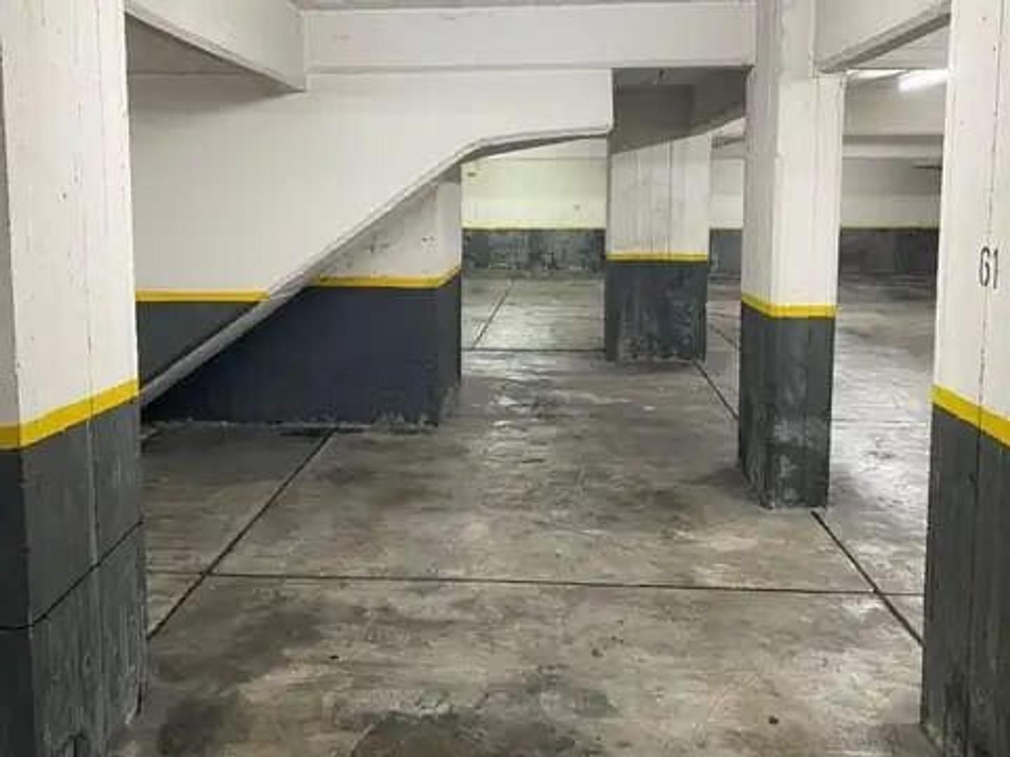 Cochera en Venta Fija