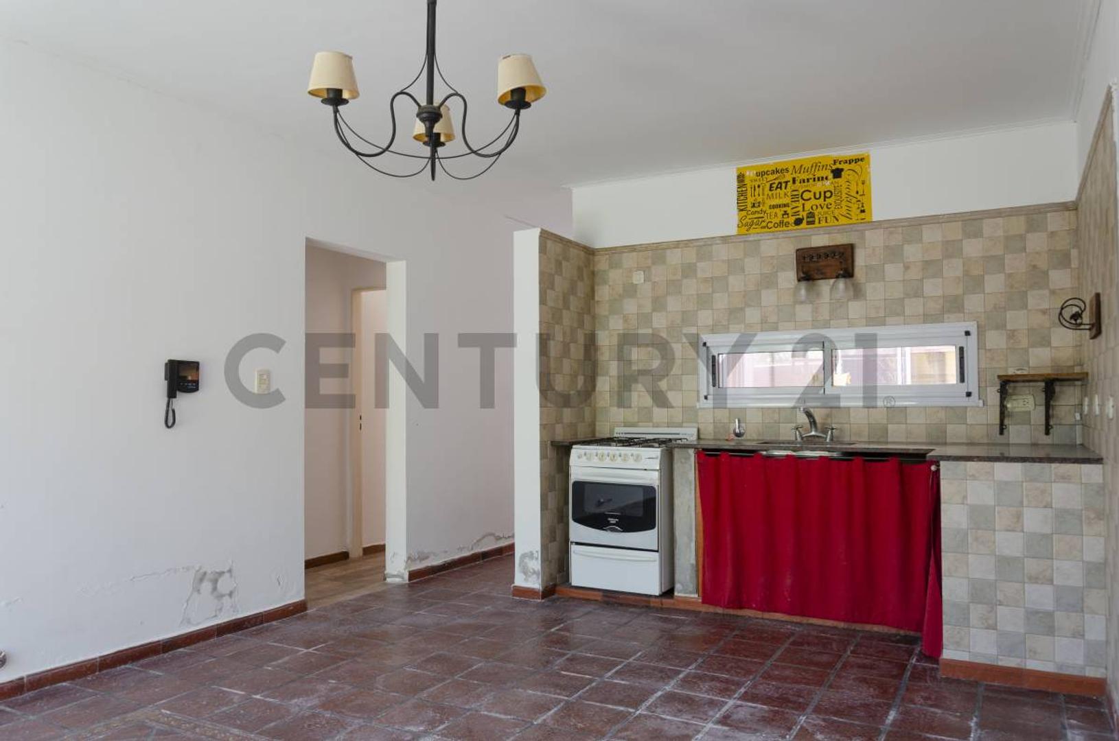 Vendo casa 3 dormitorios en Gonnet