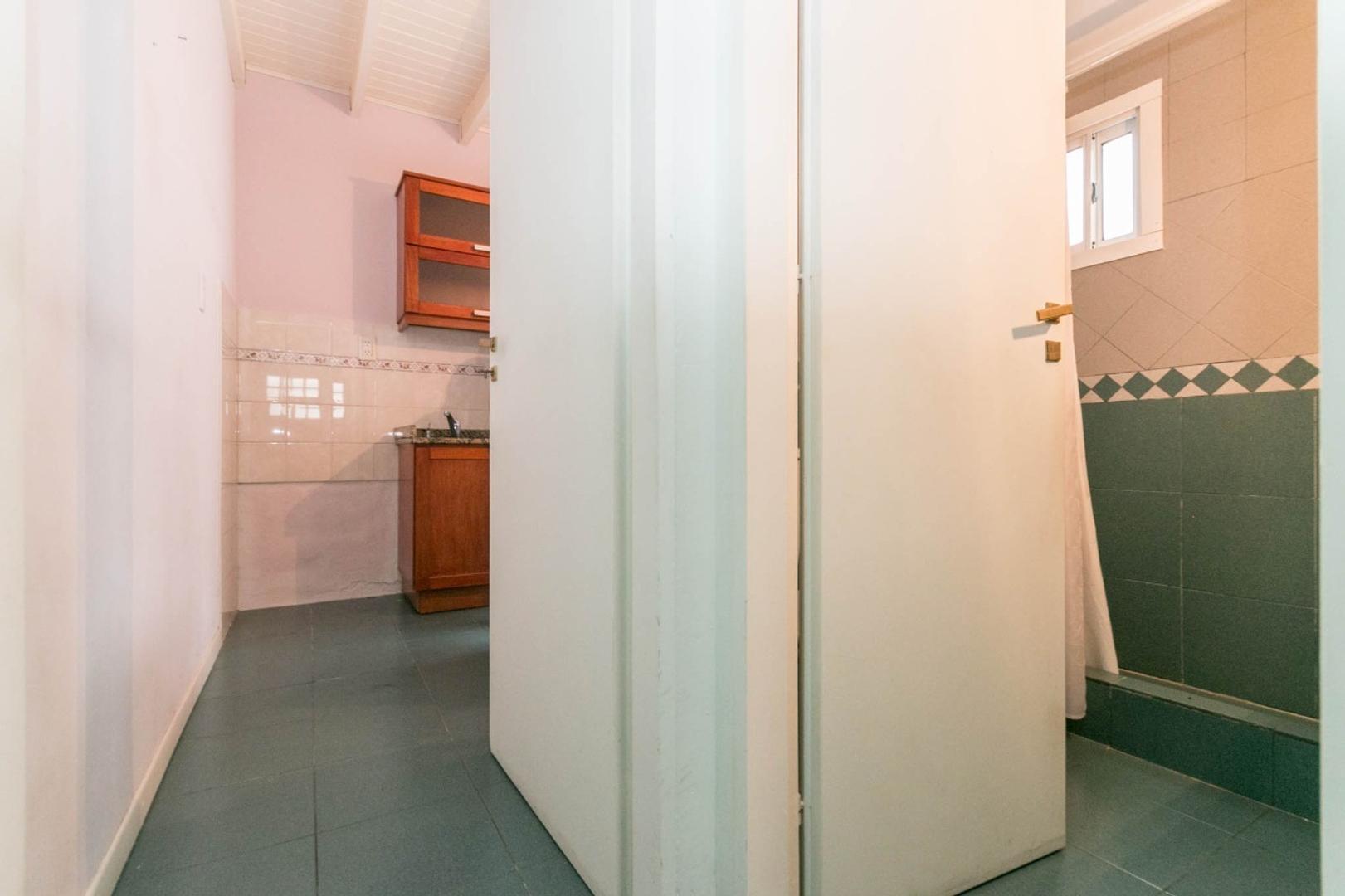 Depto Tipo Casa en Venta en Wilde, USD 80.000