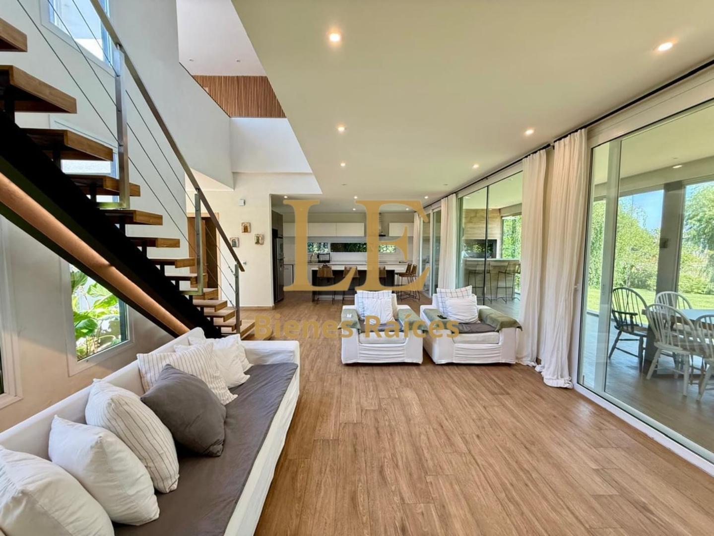 Casa en Venta al Suroeste