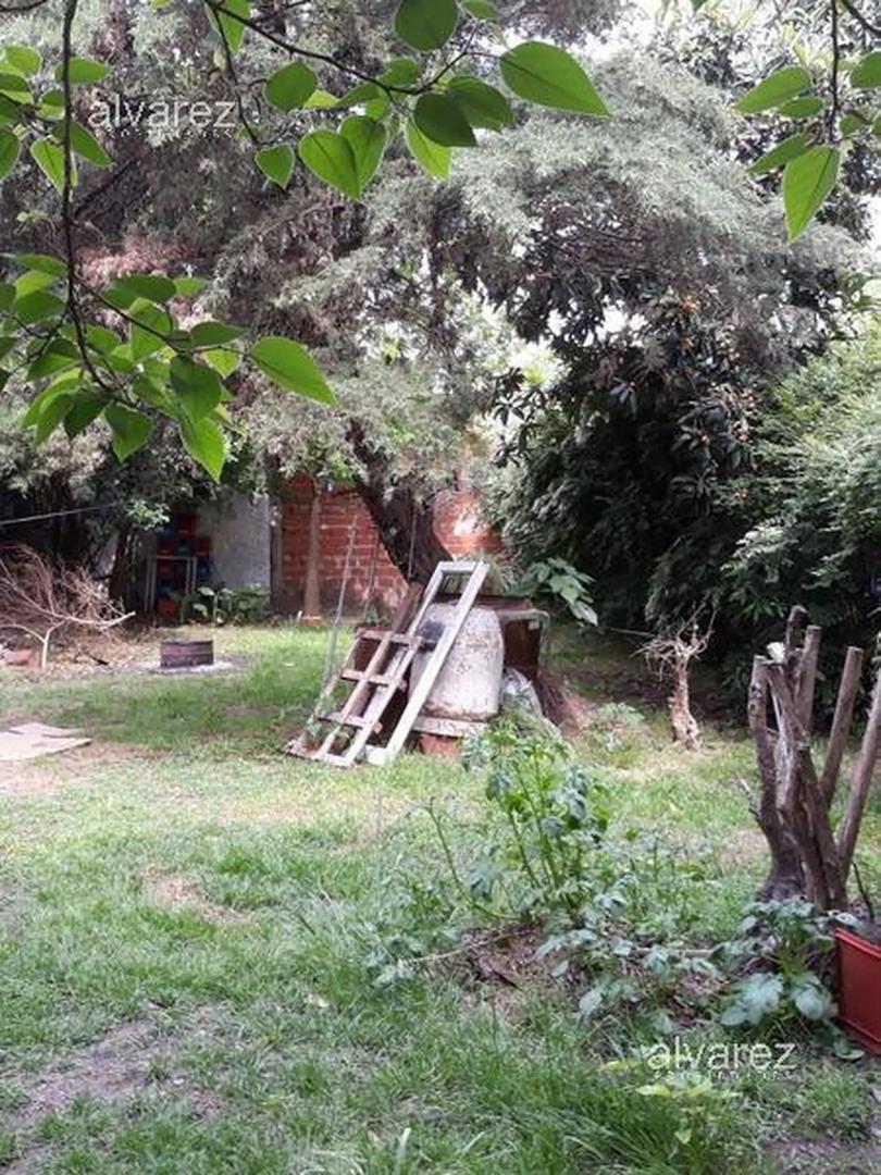 Federico Leloir Al 1200