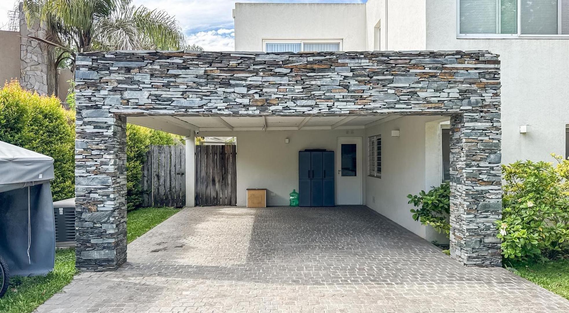 Casa en Venta en Ayres De Pilar, USD 880.000