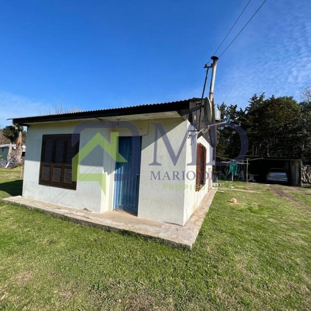 Terreno con pequeña casa en Tomás Jofré