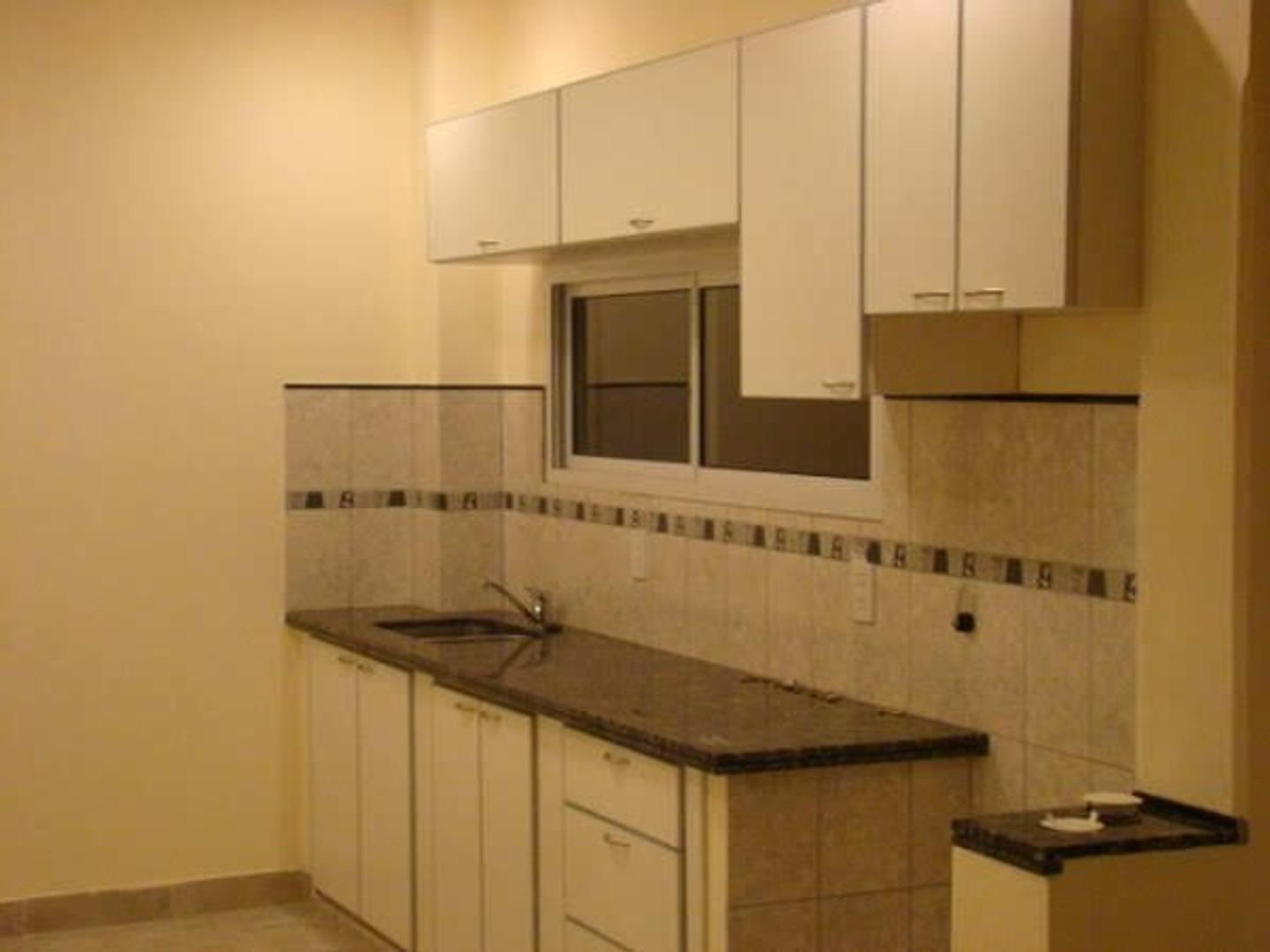 Departamento PH. 2 dormitorios. Planta baja.