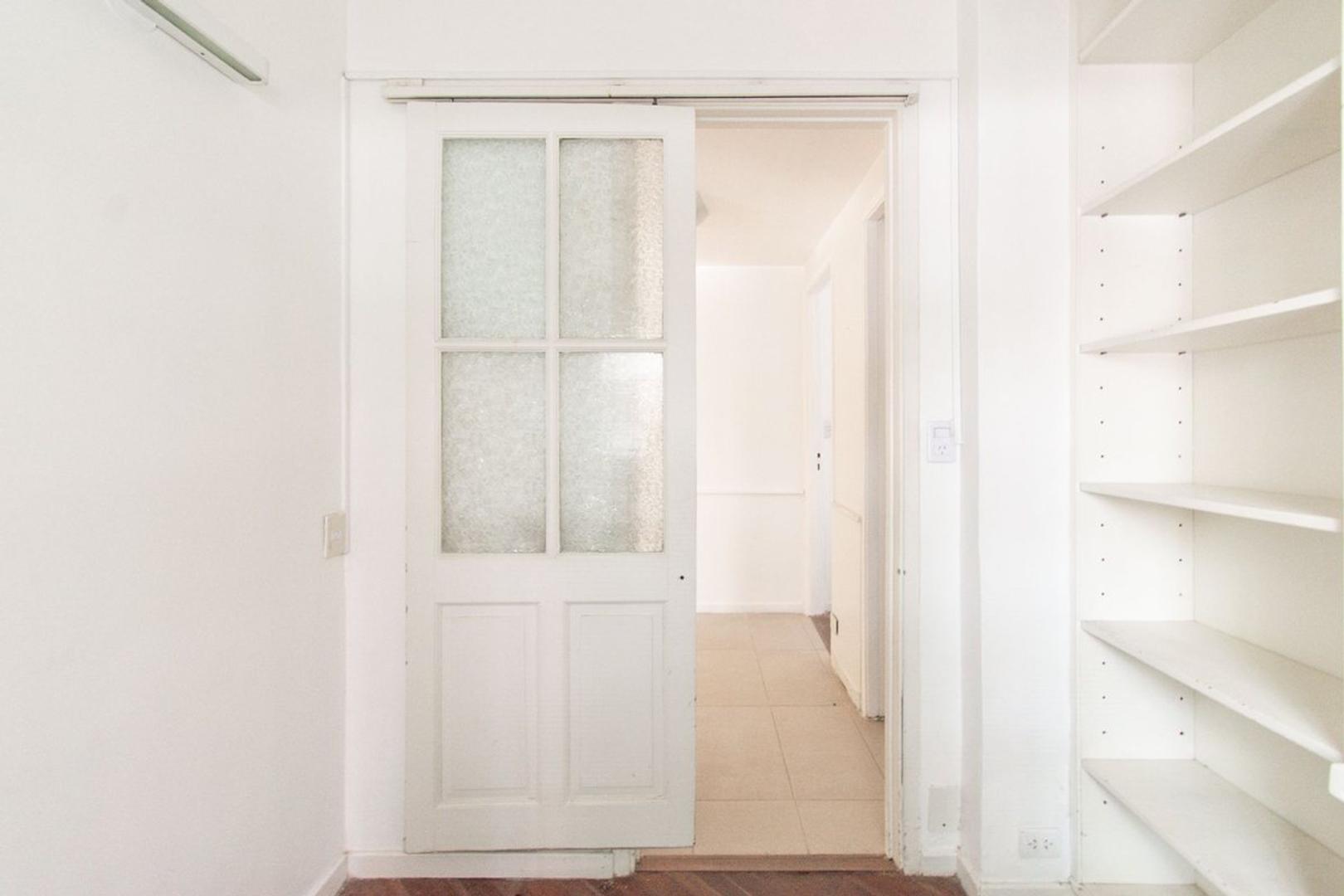 DEPTO. 3 AMBIENTES C/ ESCRITORIO - PALERMO