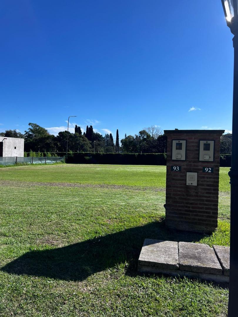 Terreno venta Barrancas de Iraola