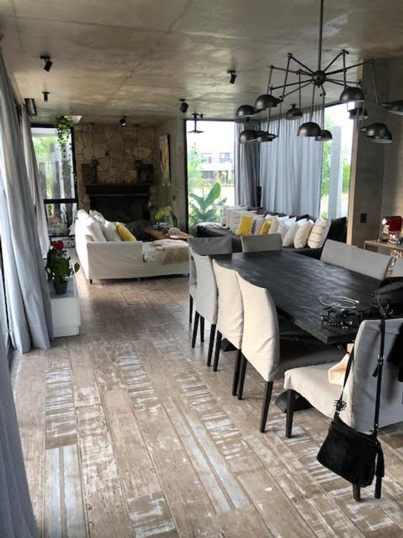 Casa en Venta 1 año