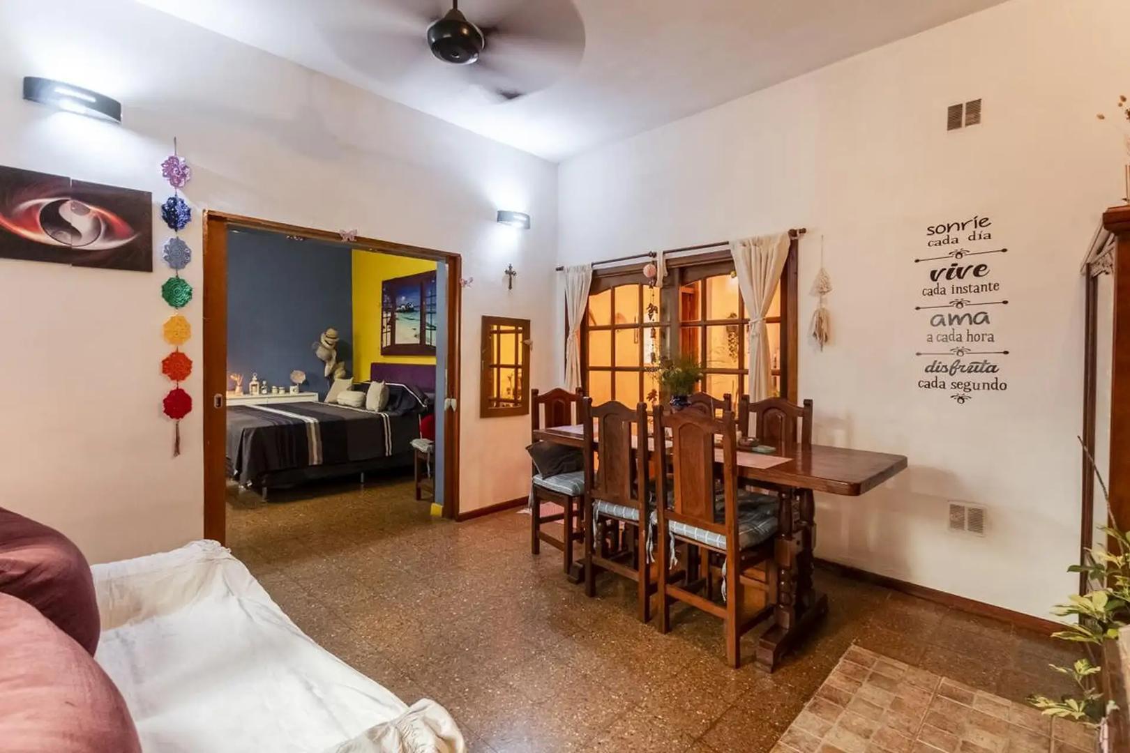 Casa en Venta en Flores, USD 219.900