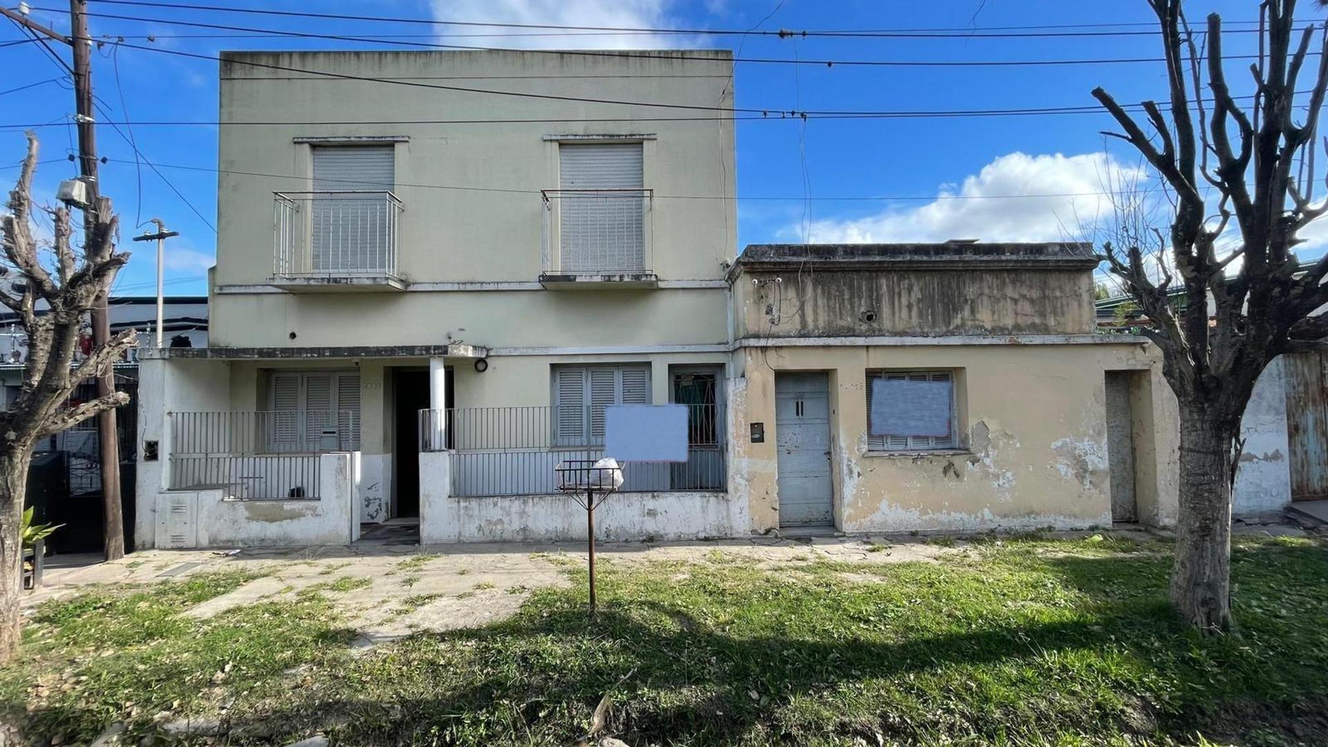 VENTA, OPORTUNIDAD Casa para Reciclar.