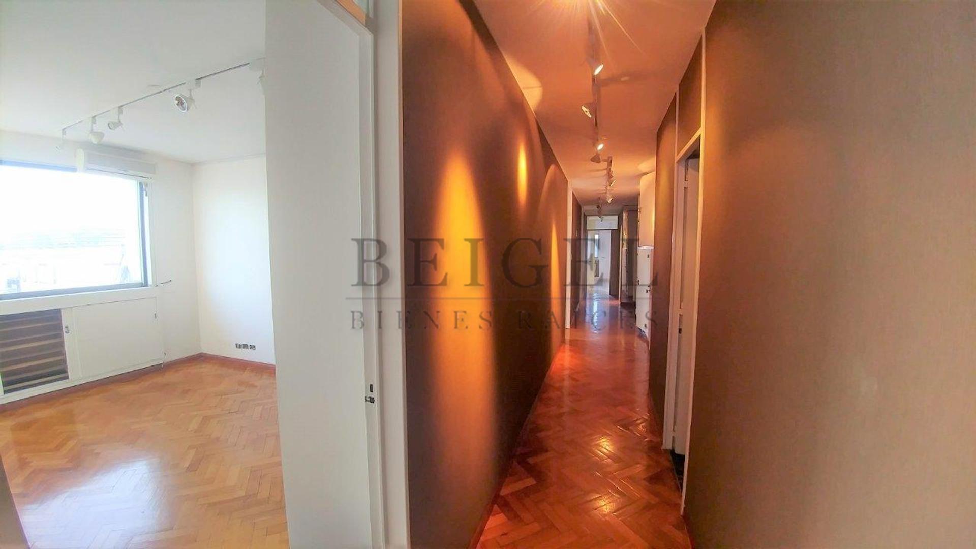 Departamento en Venta con 2 cocheras