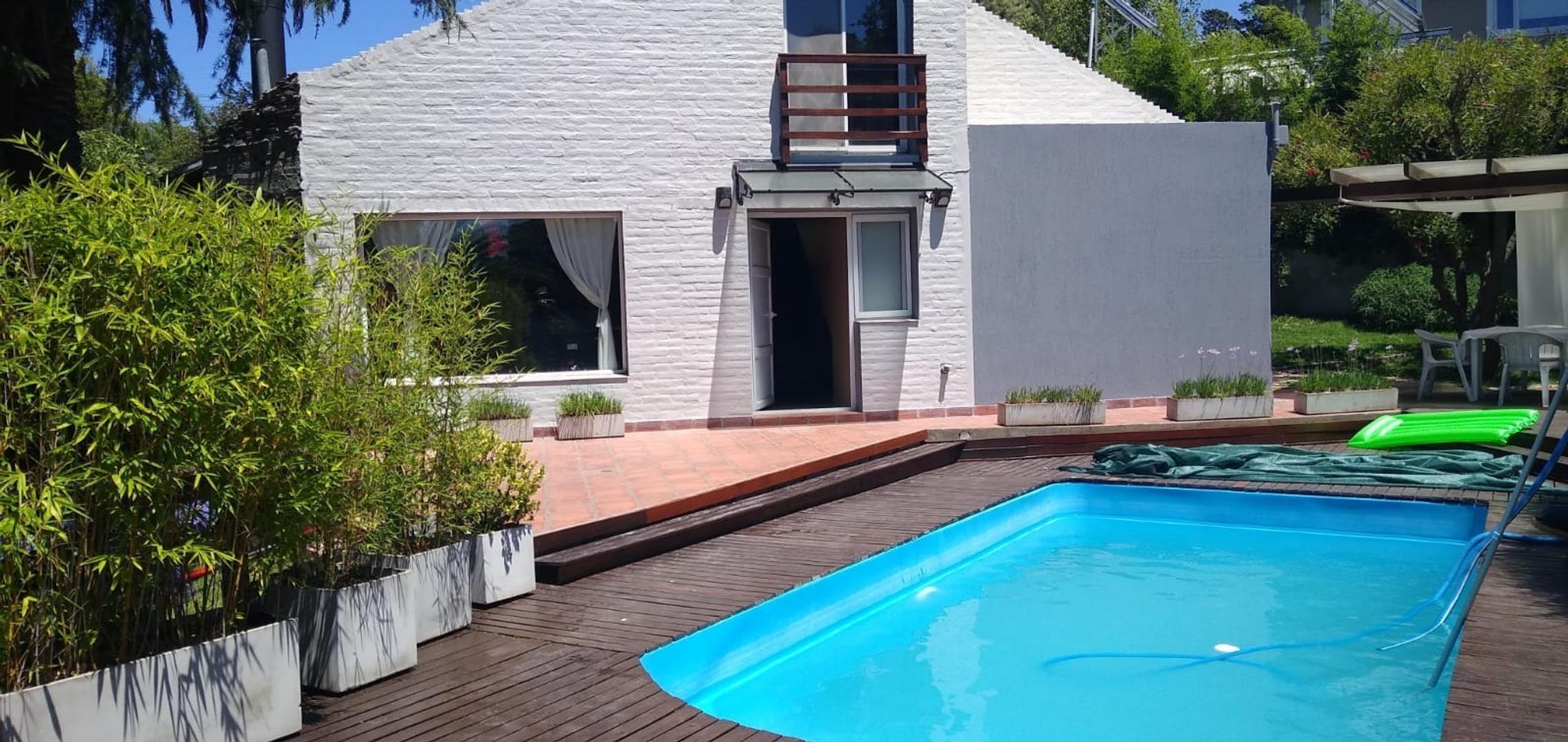 Casa 3 ambientes c/ Pileta zona Sierra de los Padres