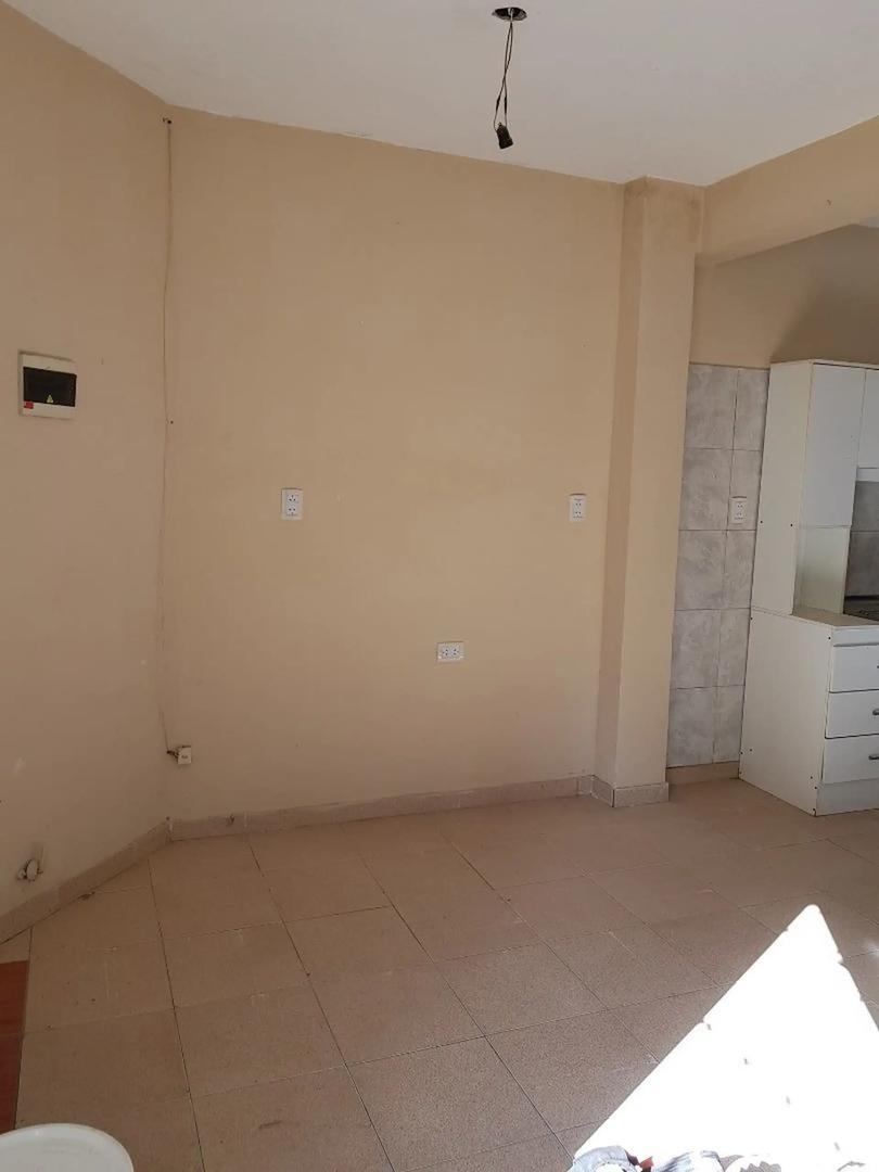 Depto Tipo Casa 4 ambientes con 2 baños