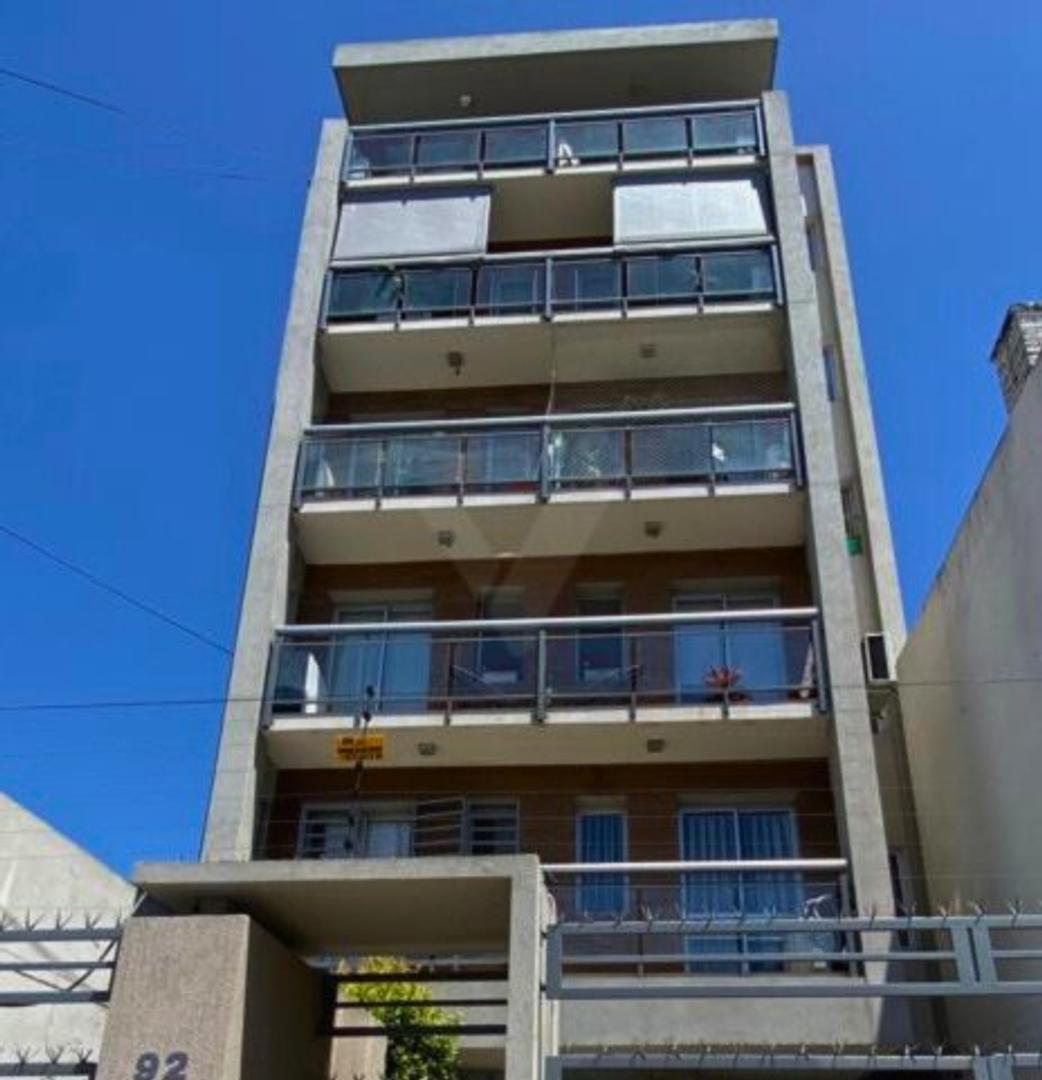“Departamento 4 ambientes en Bernal”
