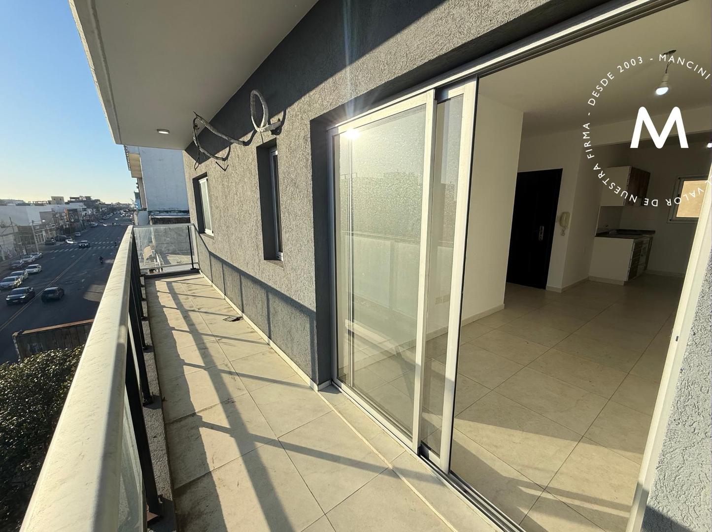 Departamento 3 ambientes con 1 baño