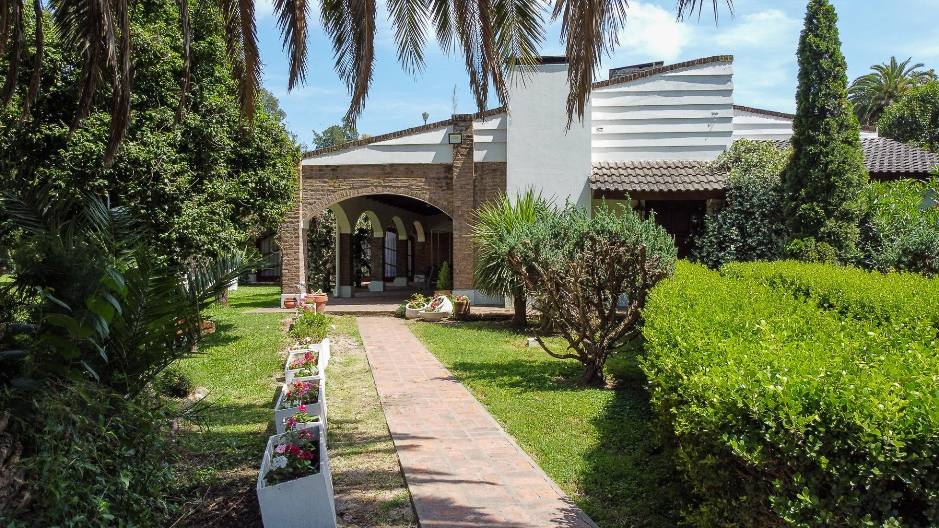 Venta casa quinta con salón de eventos en Gral Rodriguez