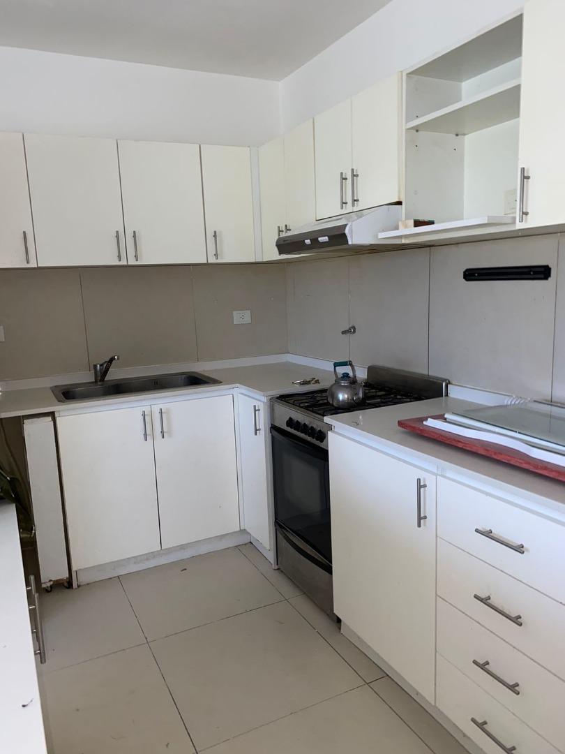 ALQUILER CASA  DUPLEX-( SIN MUEBLES) LAGOON, PILAR