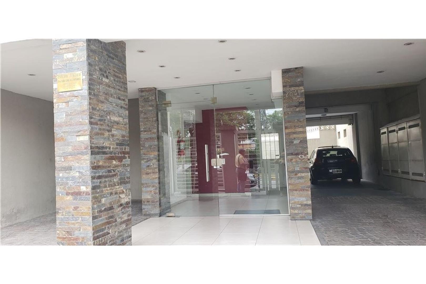 Joaquin V. Gonzalez 2800