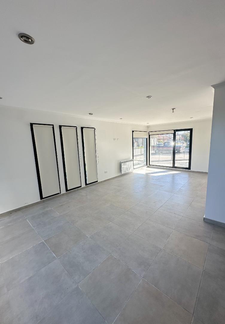 Duplex 5 ambientes.
