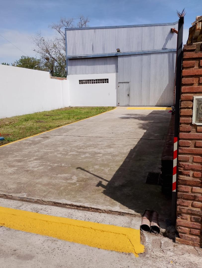 DEPÓSITO EN ALQUILER ITUZAINGO