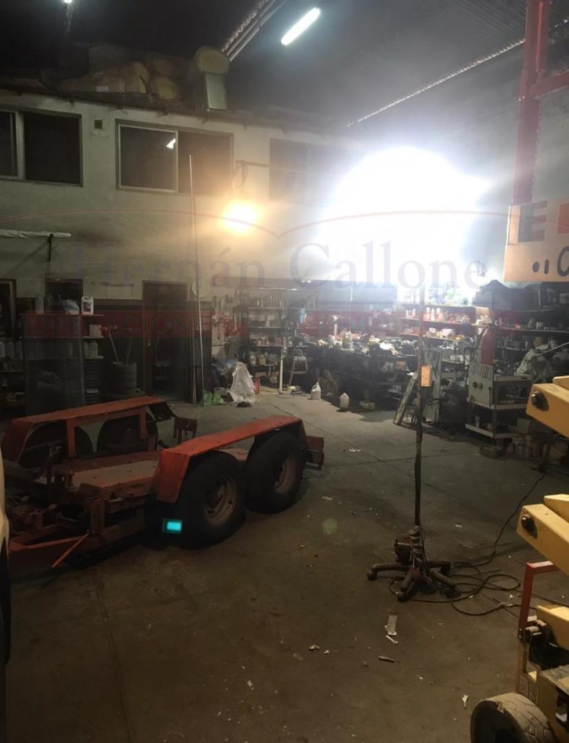 Galpon en Venta en El Palomar, USD 170.000