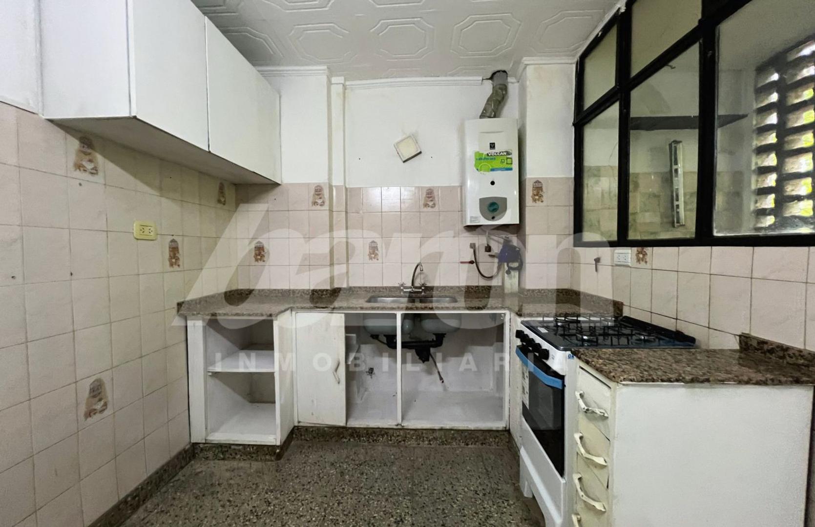 Departamento en Alquiler en Lomas De Zamora, $ 400.000