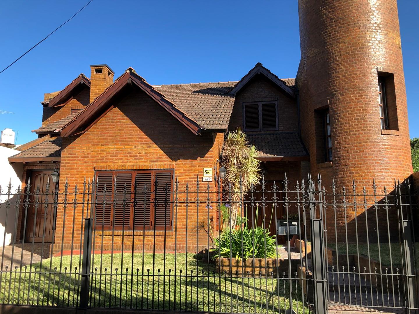 Casa Monoambiente con 3 baños