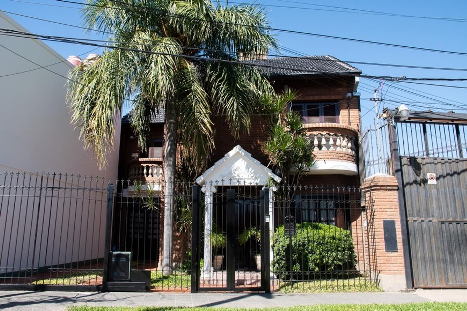 CASA EN VENTA - PEÑALOZA 6000 - SANTA FE
