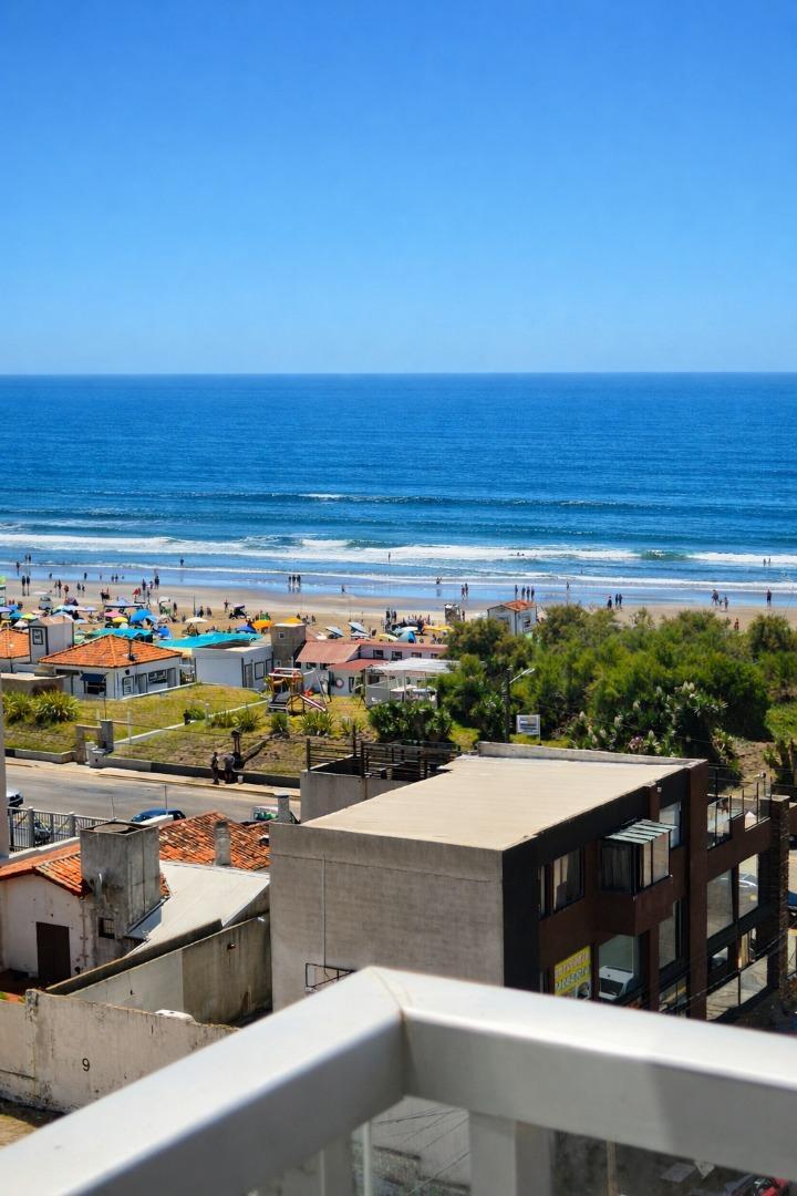 3 ambientes, vista al mar, gas natural, pleno centro