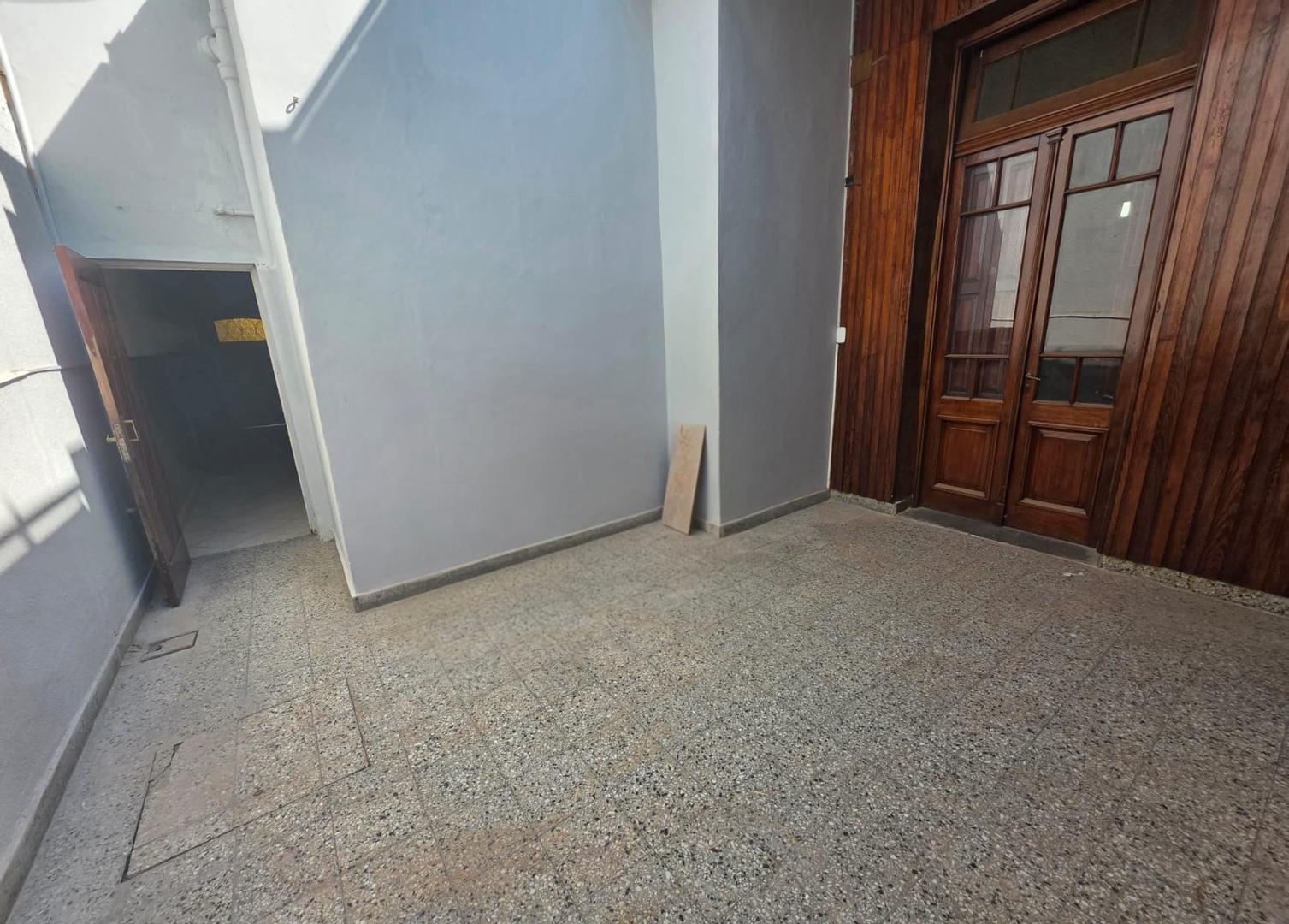 Depto Tipo Casa en Alquiler de 2 ambientes