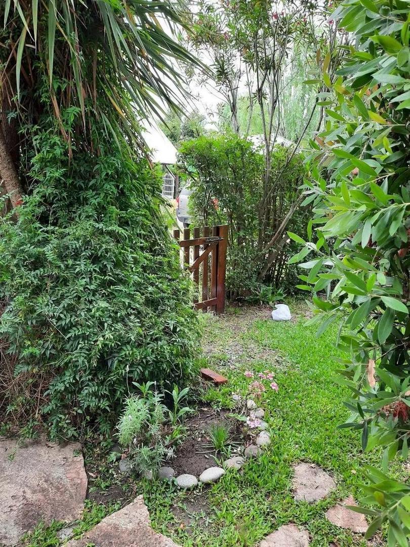 Oportunidad! Venta Hermosa casa en Country Roda. Escobar.