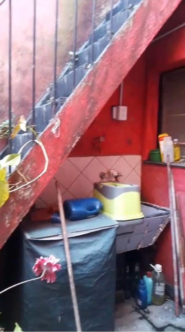 Depto Tipo Casa 4 ambientes con 1 baño