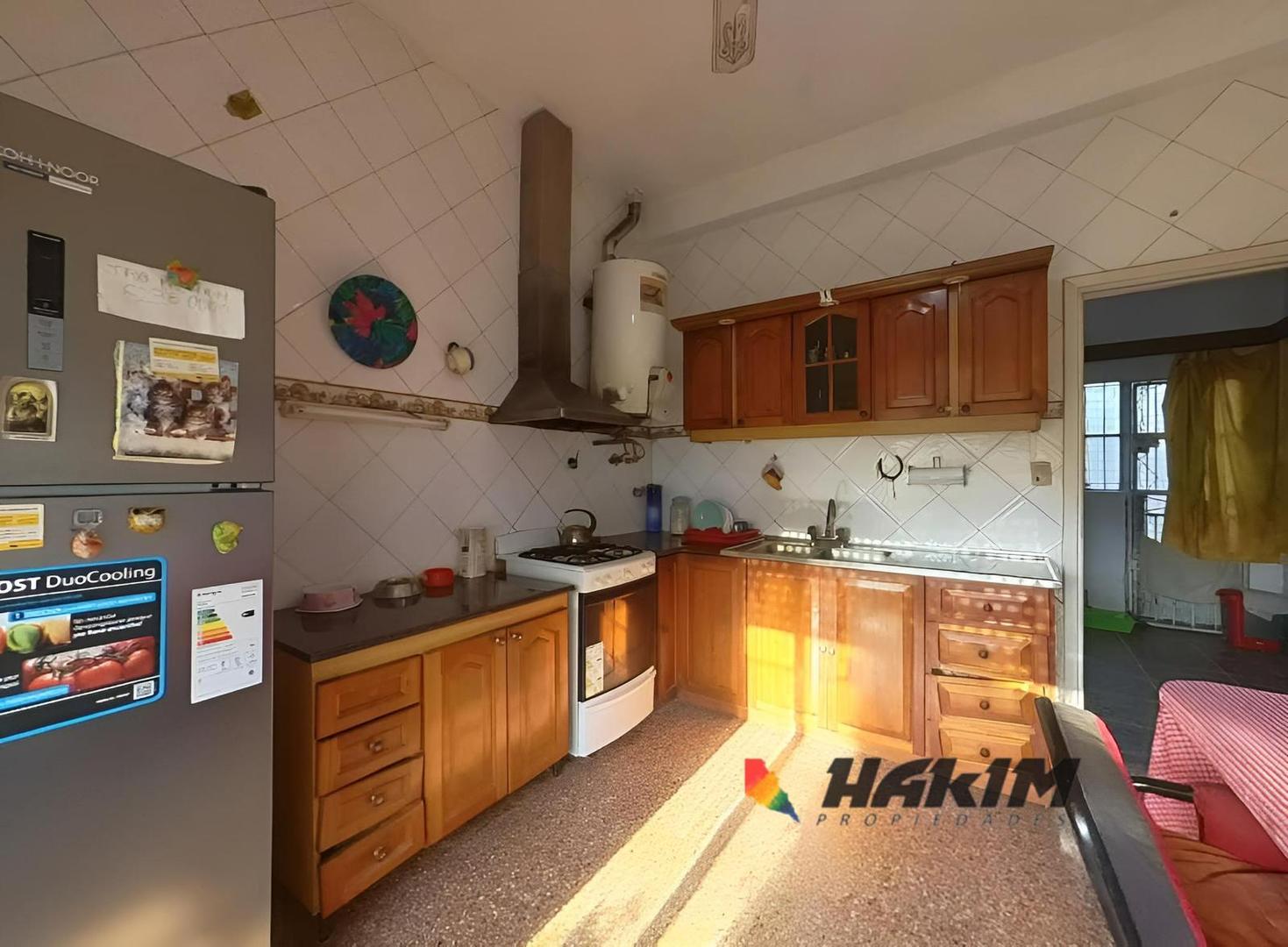 Depto Tipo Casa 4 ambientes con 2 baños