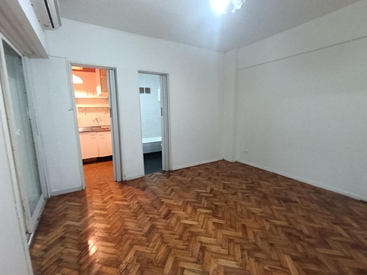 MONOAMNIENTE EN VENTA - MUY BUENA UBICACIÓN