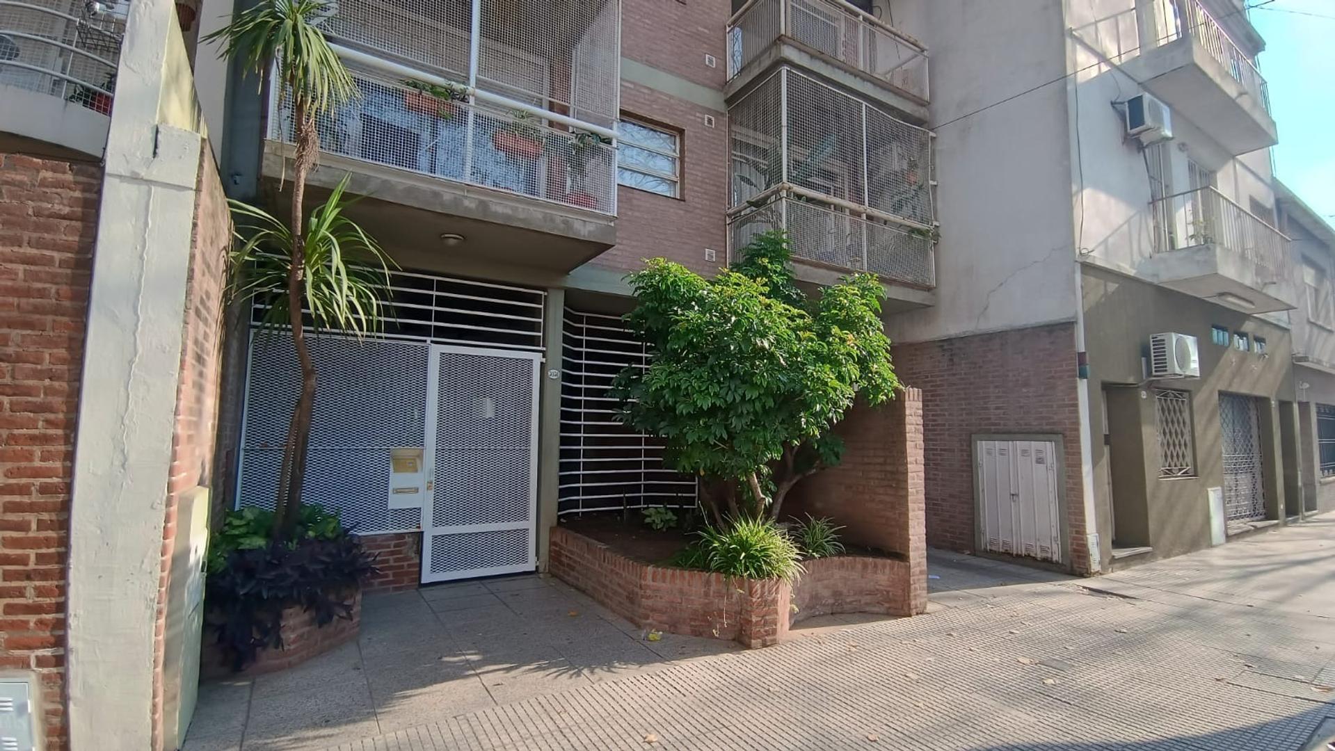 Pacheco 3038 , Piso 6