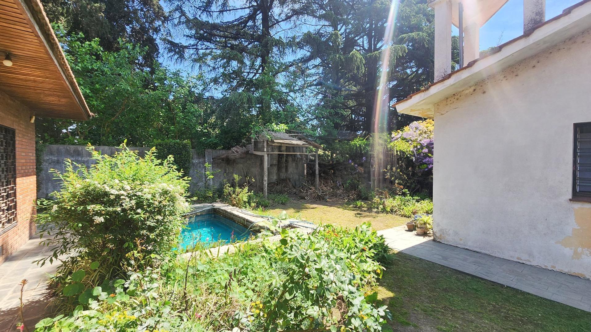 CASA 4 AMBIENTES - LIBERTAD