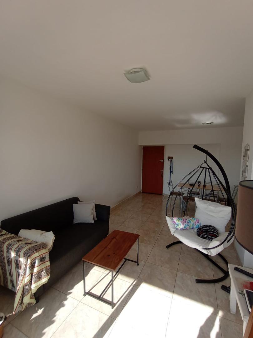 Tucuman 800 , Piso 7