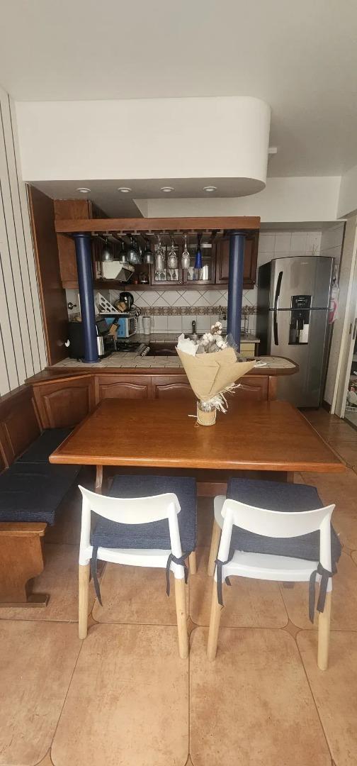 Depto Tipo Casa en Alquiler Temporal con 2 cocheras